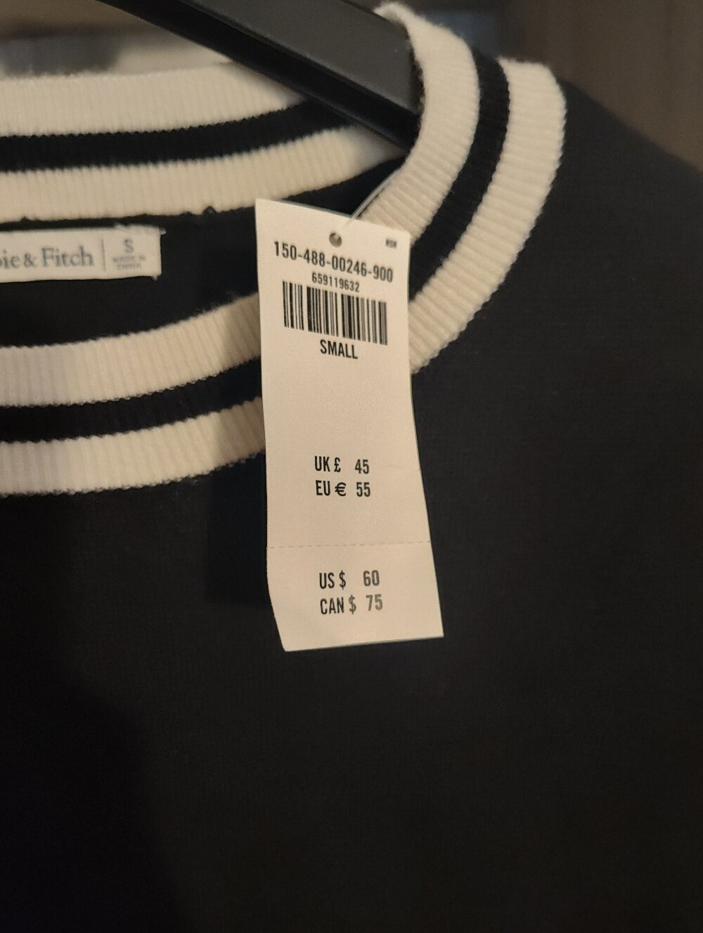 Abercrombie & Fitch Black and White Stripe Trim Kids Top SZ Small New With Tags - Picture 3 of 5